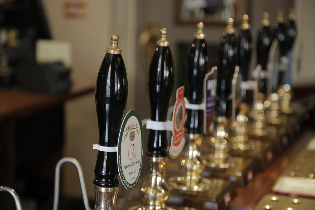 Hanmer Arms エクステリア 写真