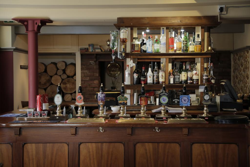 Hanmer Arms エクステリア 写真